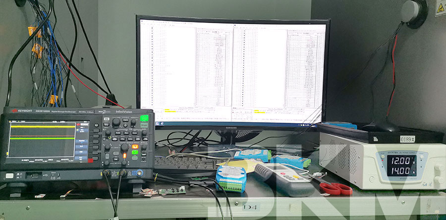 A fully automated control experimental system for laser lamps independently developed by 3KM Optoelectronics
