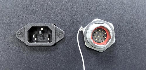 1790576758188219 3000米变焦白光激光补光灯接口界说图